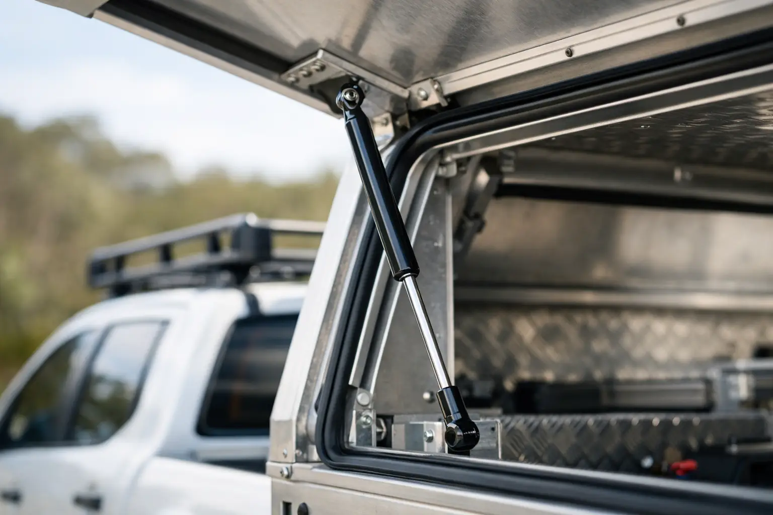 Choosing Ute Canopy Gas Struts